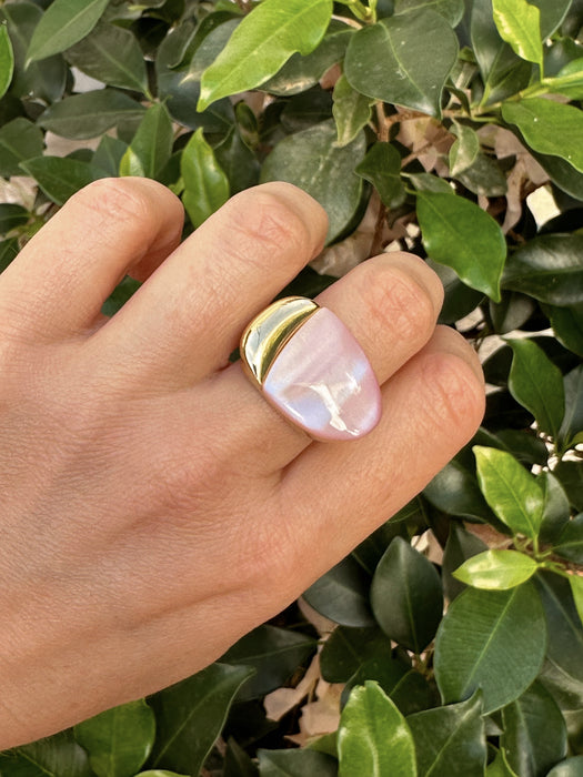 Pink Mother of Pearl Oval Ring