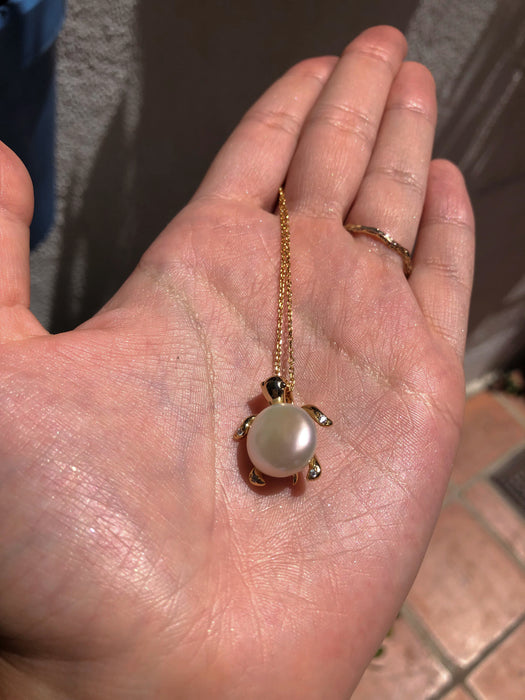 Pearl Sea Turtle Pendant Necklace