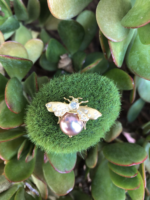 Pearl Bee Brooch