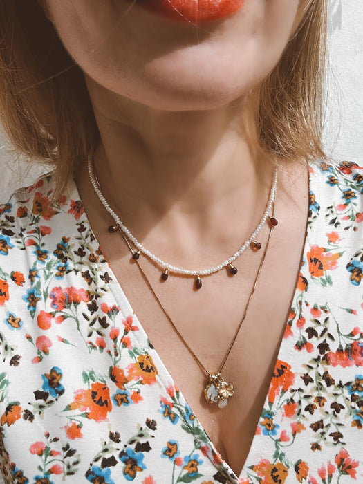 Garnet and pearl dainty necklace