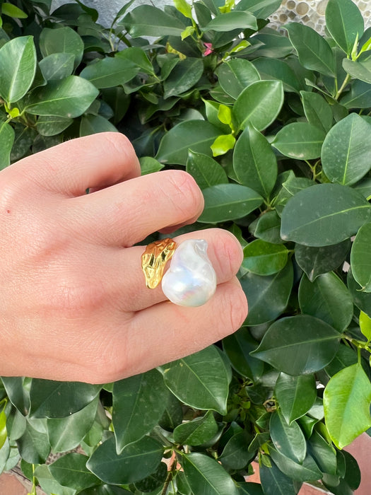 Baroque Pearl Resizable Cocktail Ring