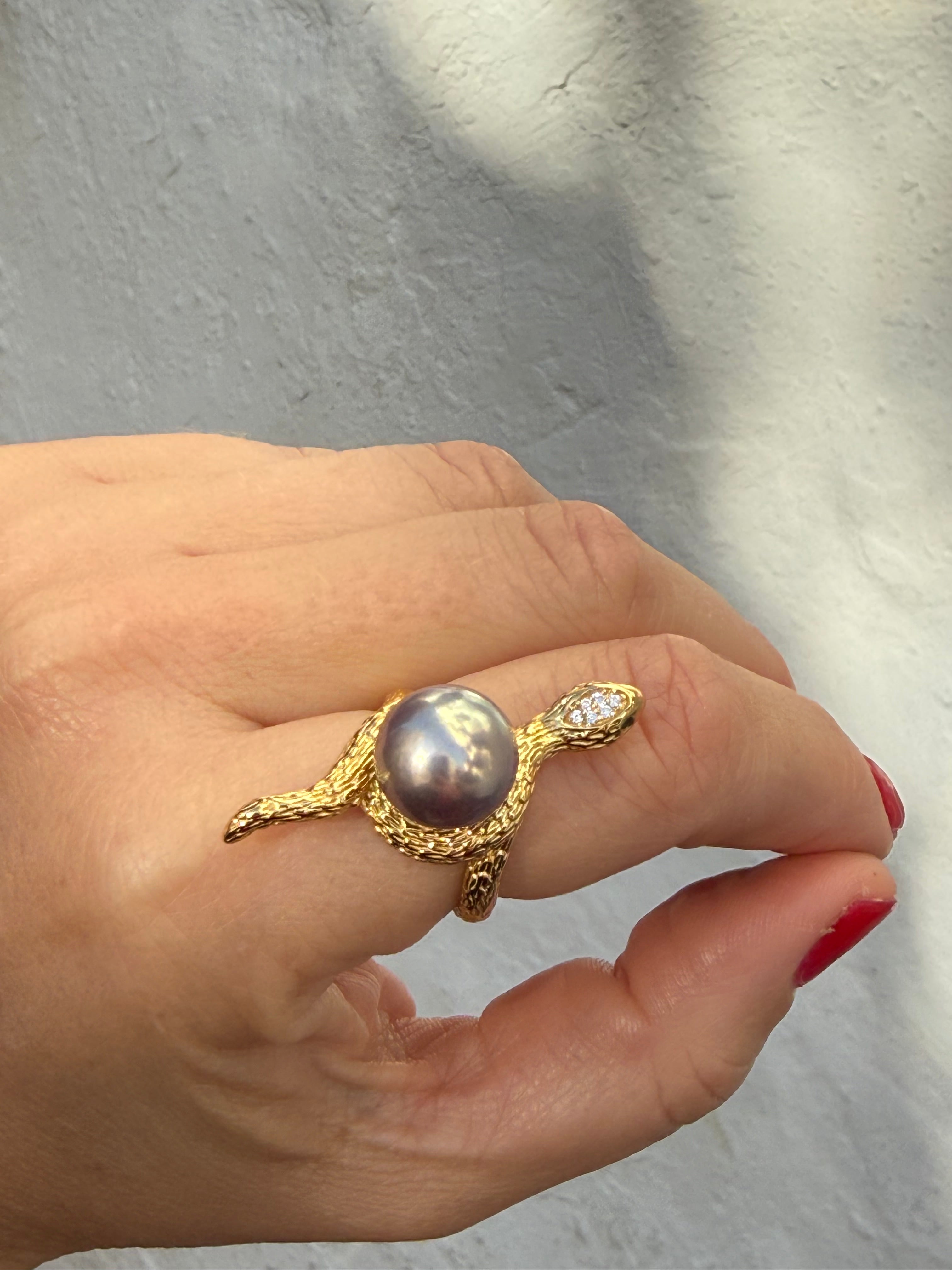 Snake Pearl Ring “Costa Noir”