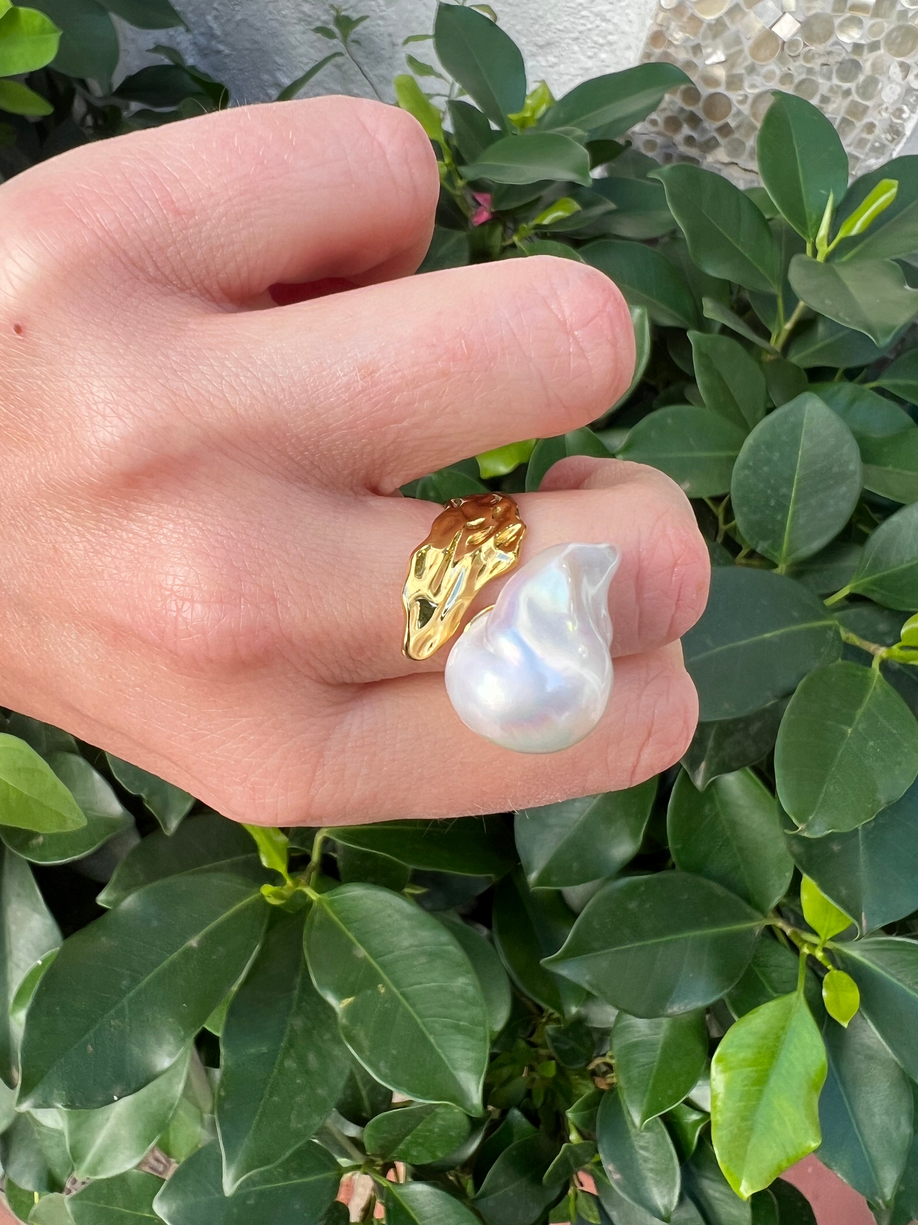 Baroque Pearl Resizable Cocktail Ring