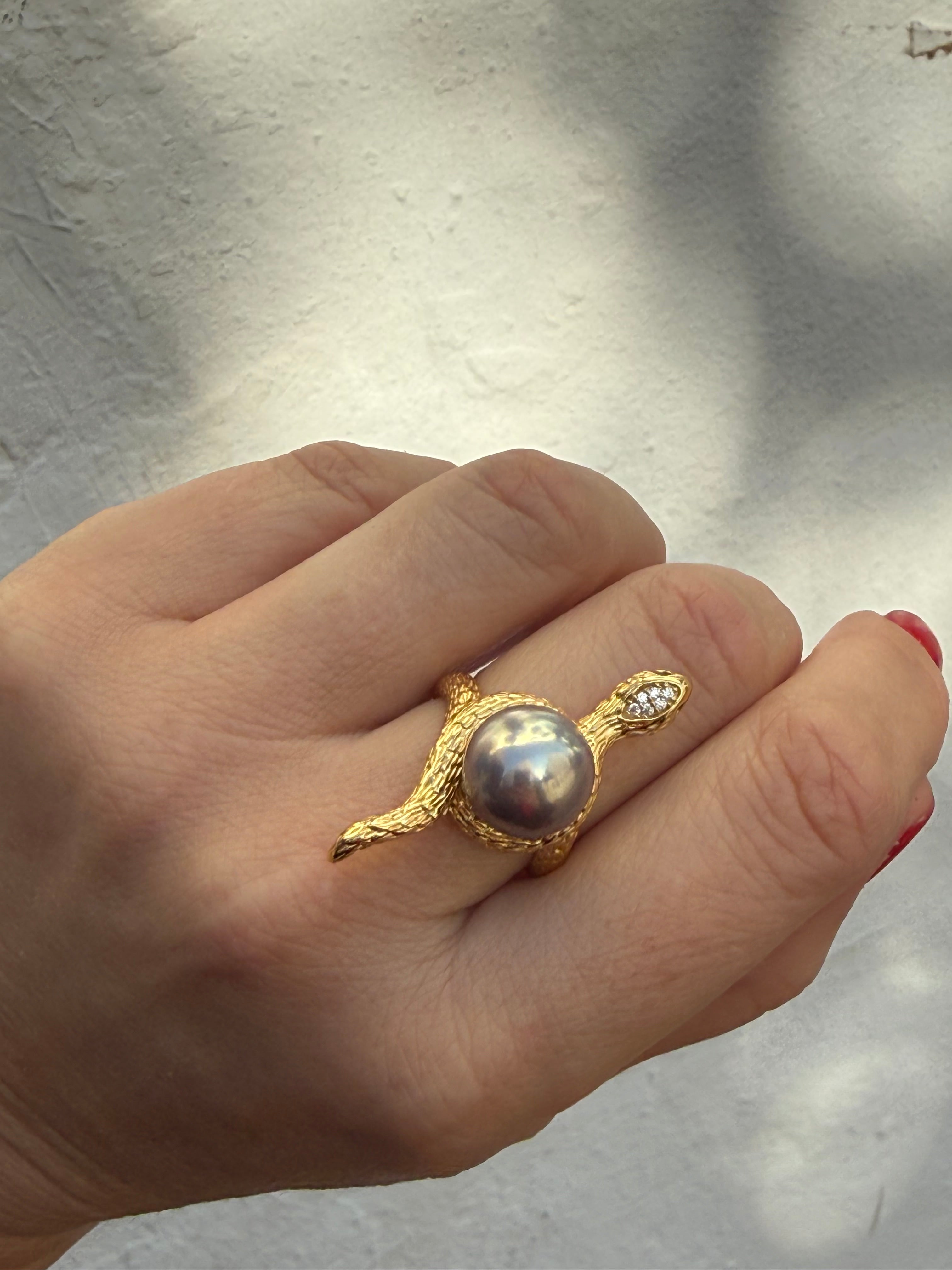 Snake Pearl Ring “Costa Noir”