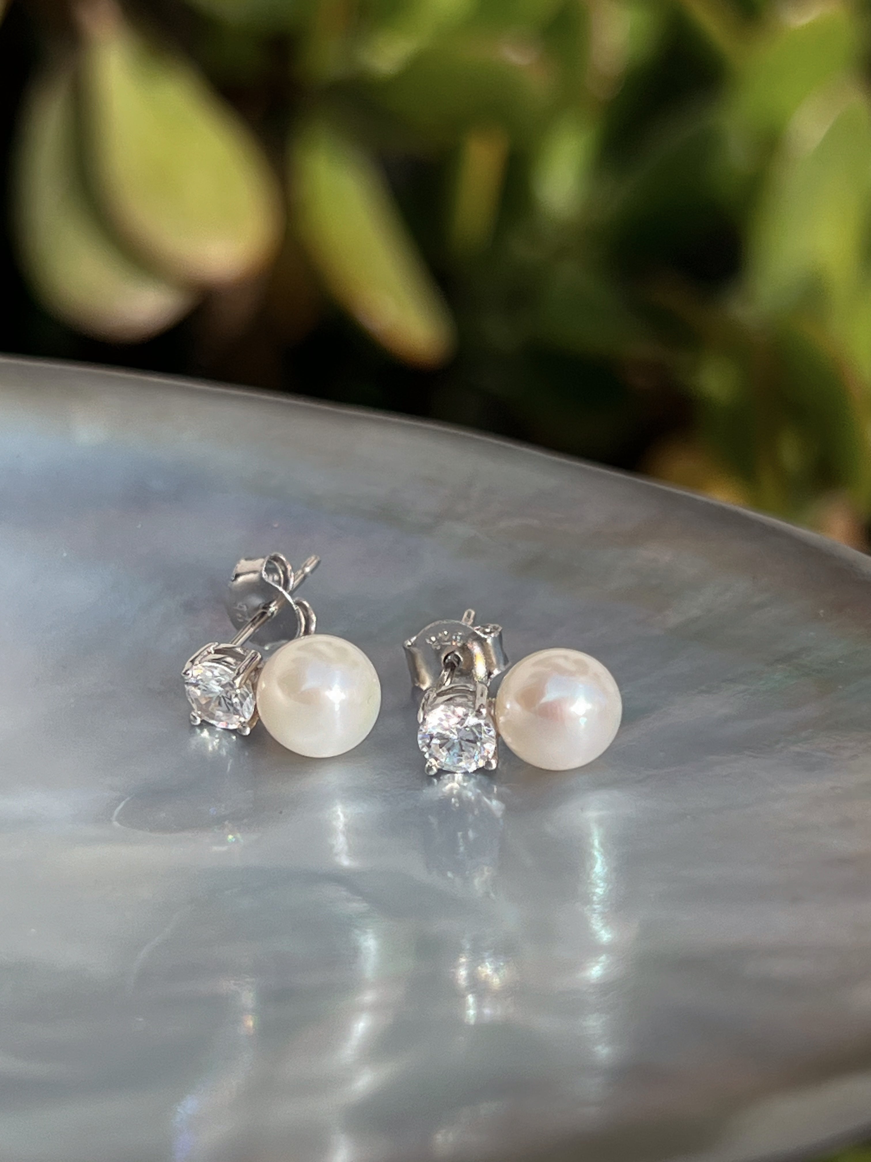 Dainty Pearl Studs With Rhinestones