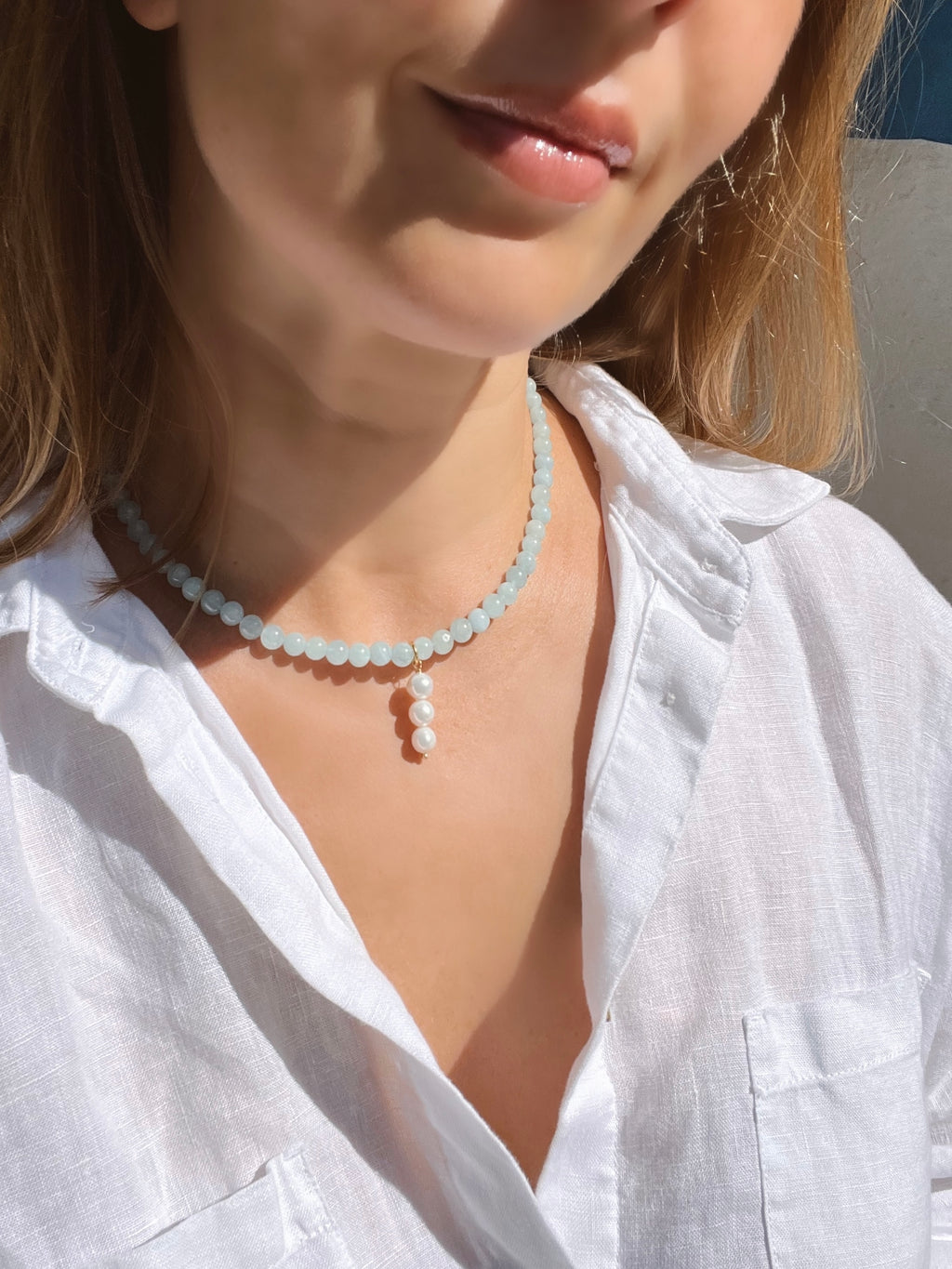 Aquamarine Beaded Choker With Pearl Pendant
