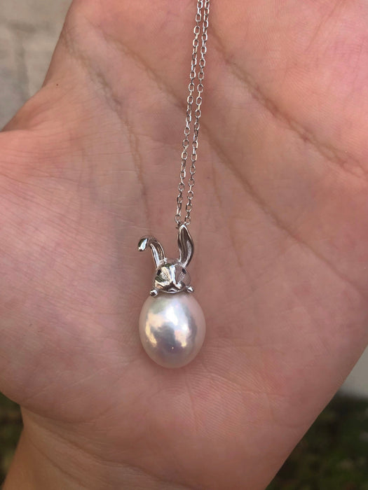 Pearl Rabbit Pendant Necklace