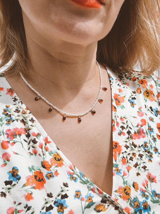 Garnet and pearl dainty necklace