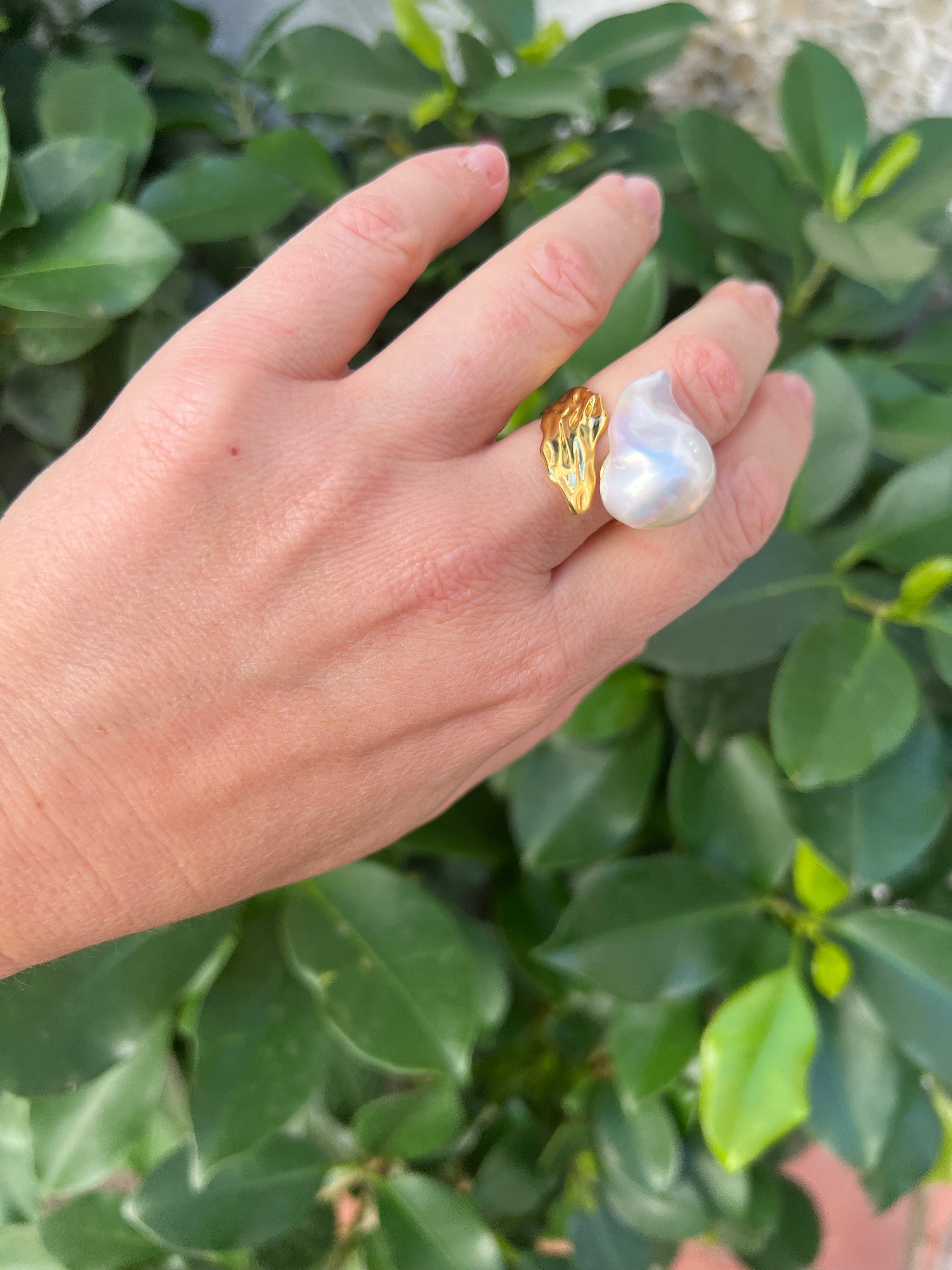 Baroque Pearl Resizable Cocktail Ring