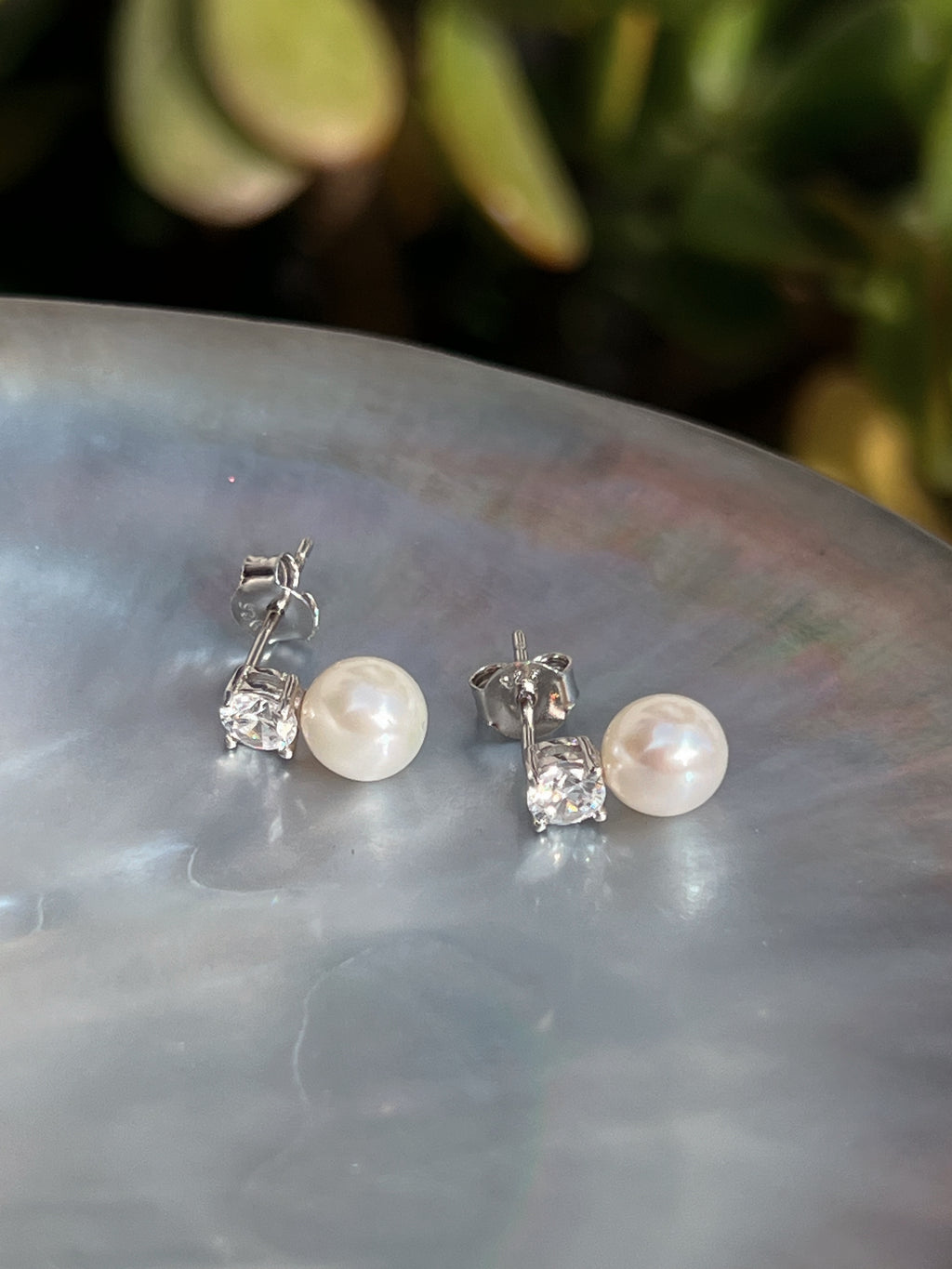 Dainty Pearl Studs With Rhinestones