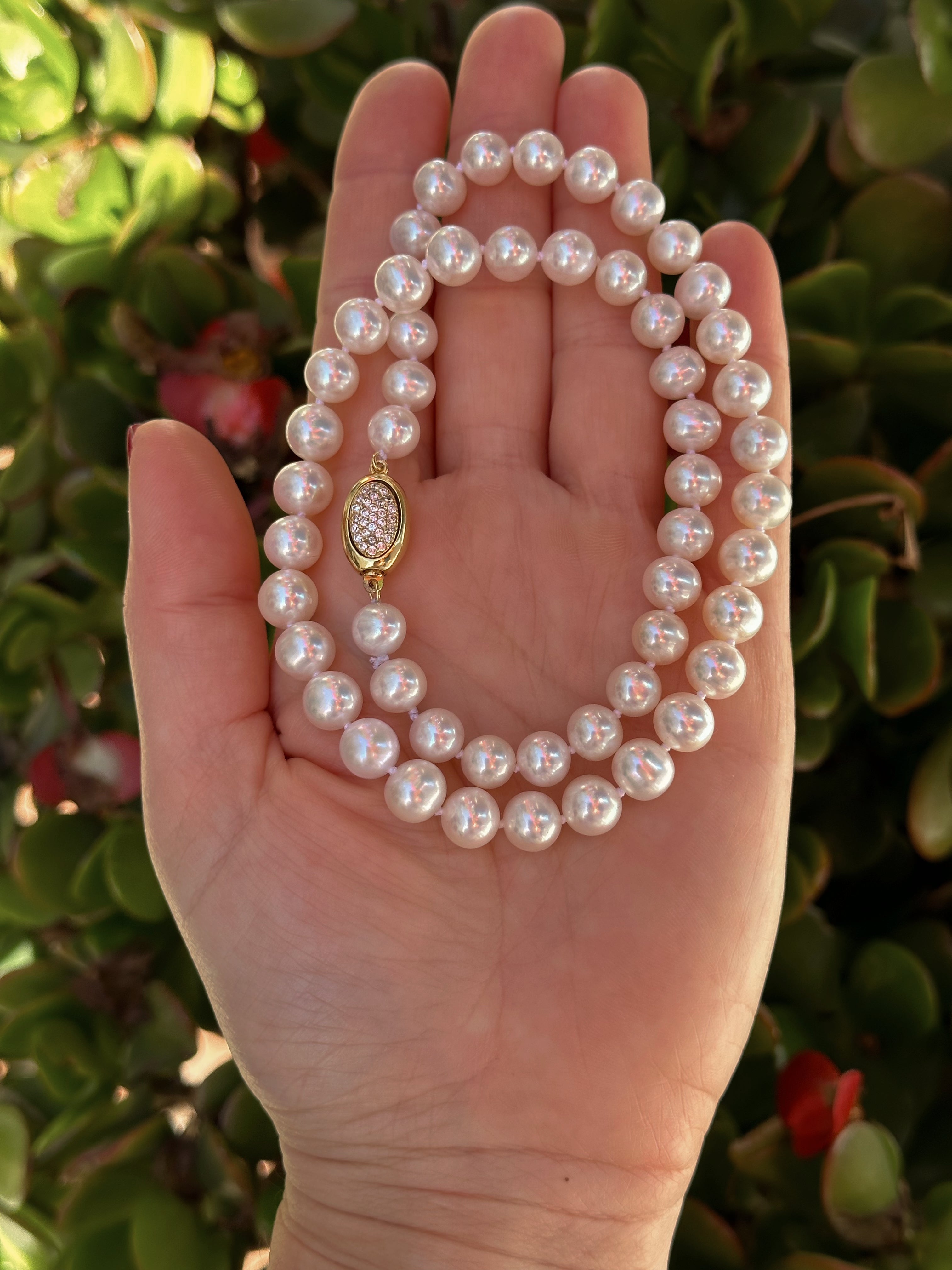 Classic White Pearl Necklace 8 mm