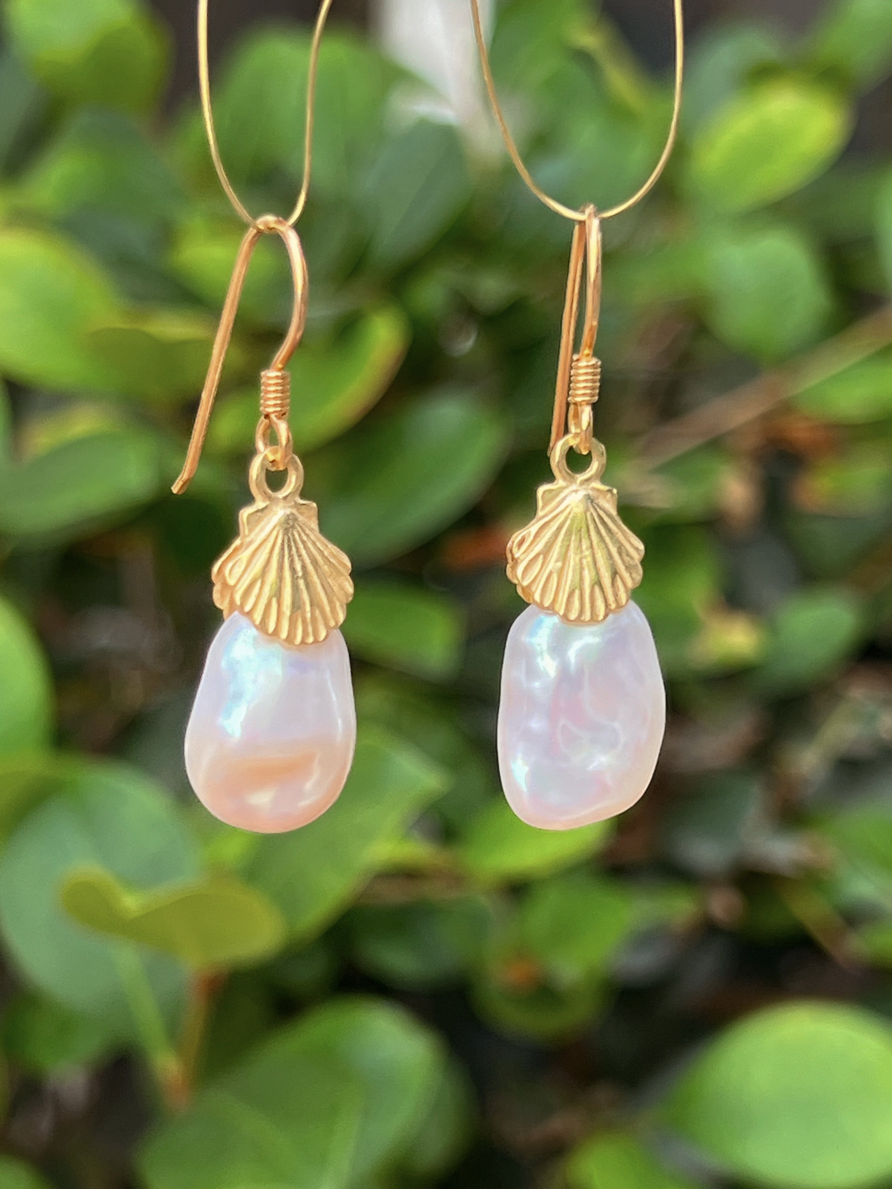 Shell Earrings With Keshi Pearls