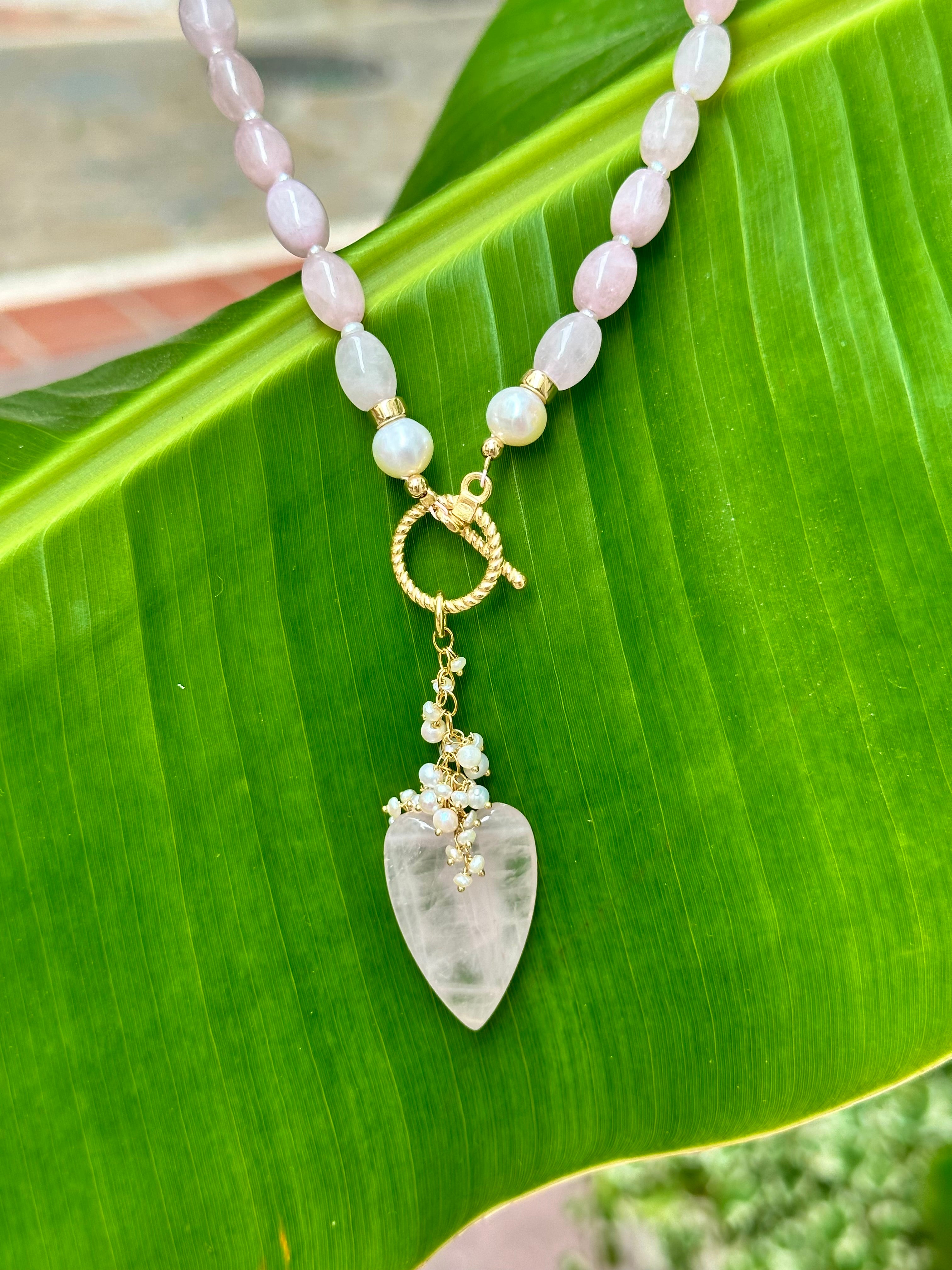 Rose Quartz Heart Necklace “La Vie en Rose”