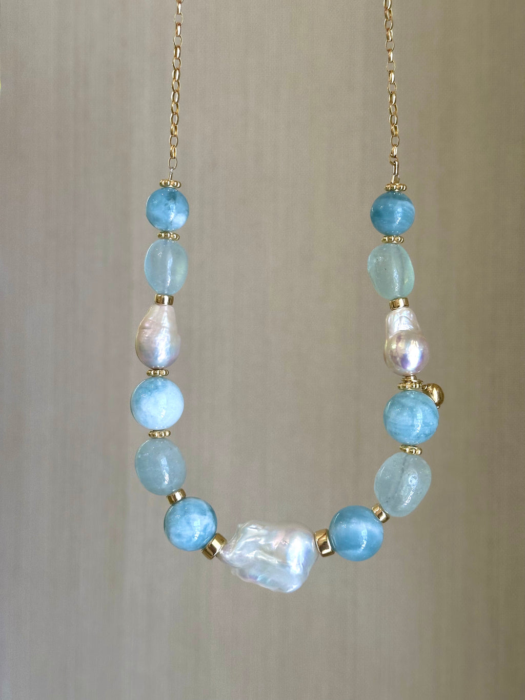 Aquamarine statement necklace Mirabel