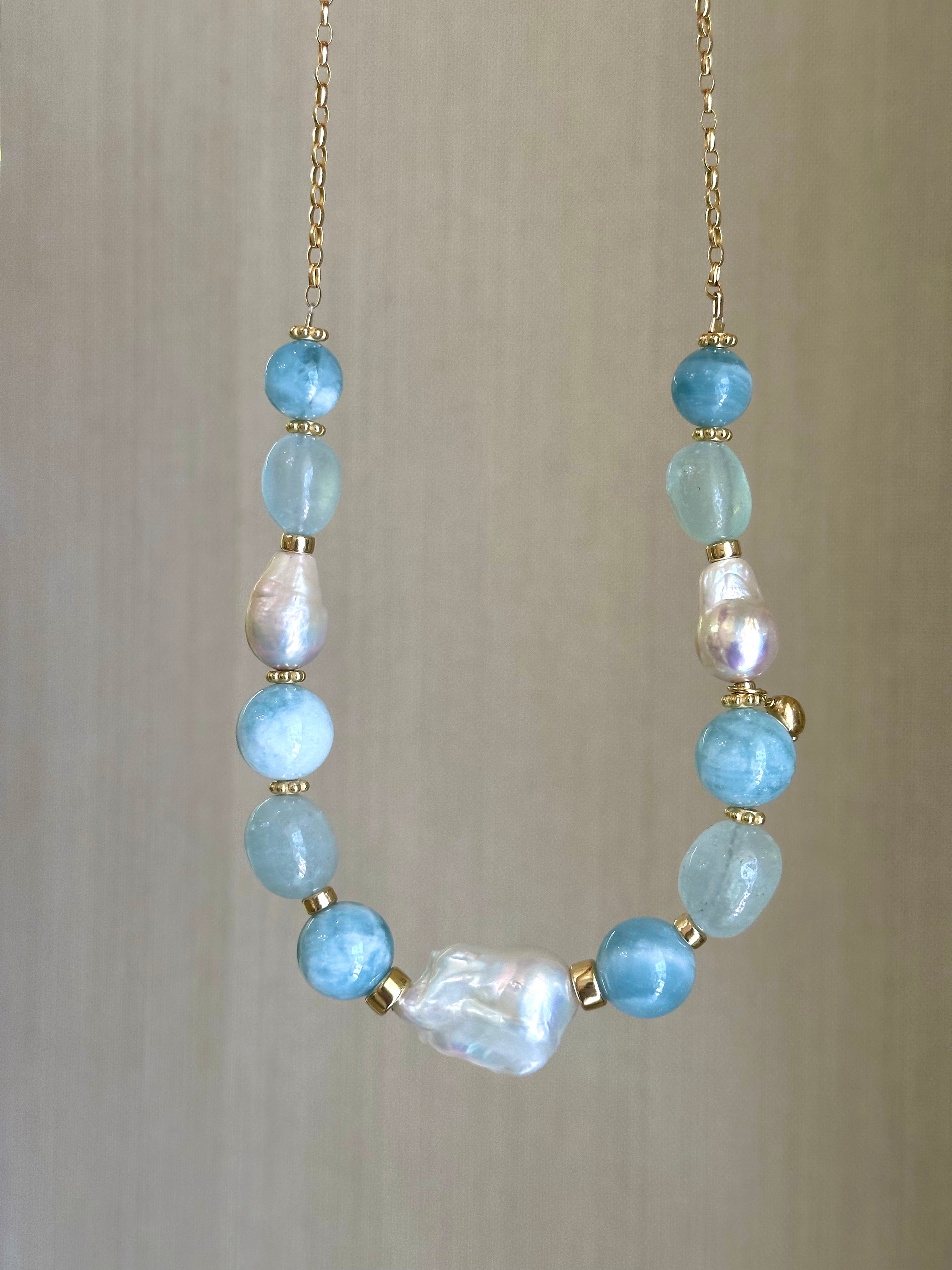 Aquamarine statement necklace Mirabel