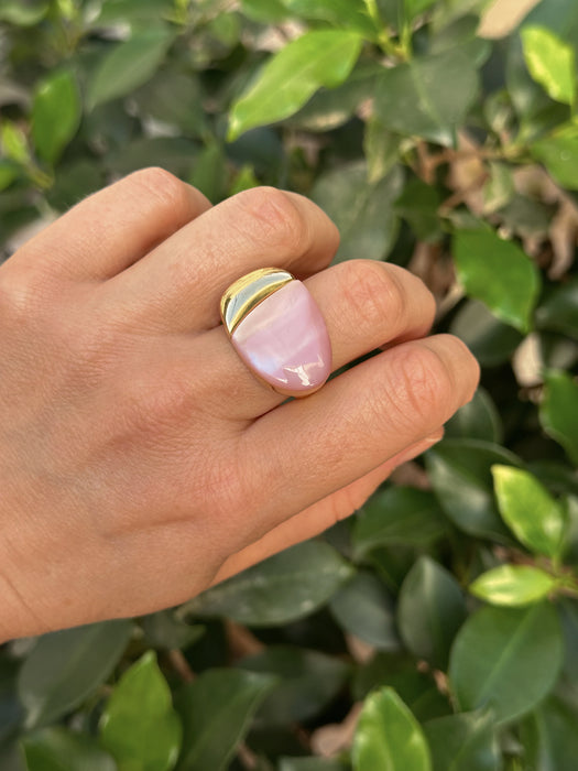 Pink Mother of Pearl Oval Ring