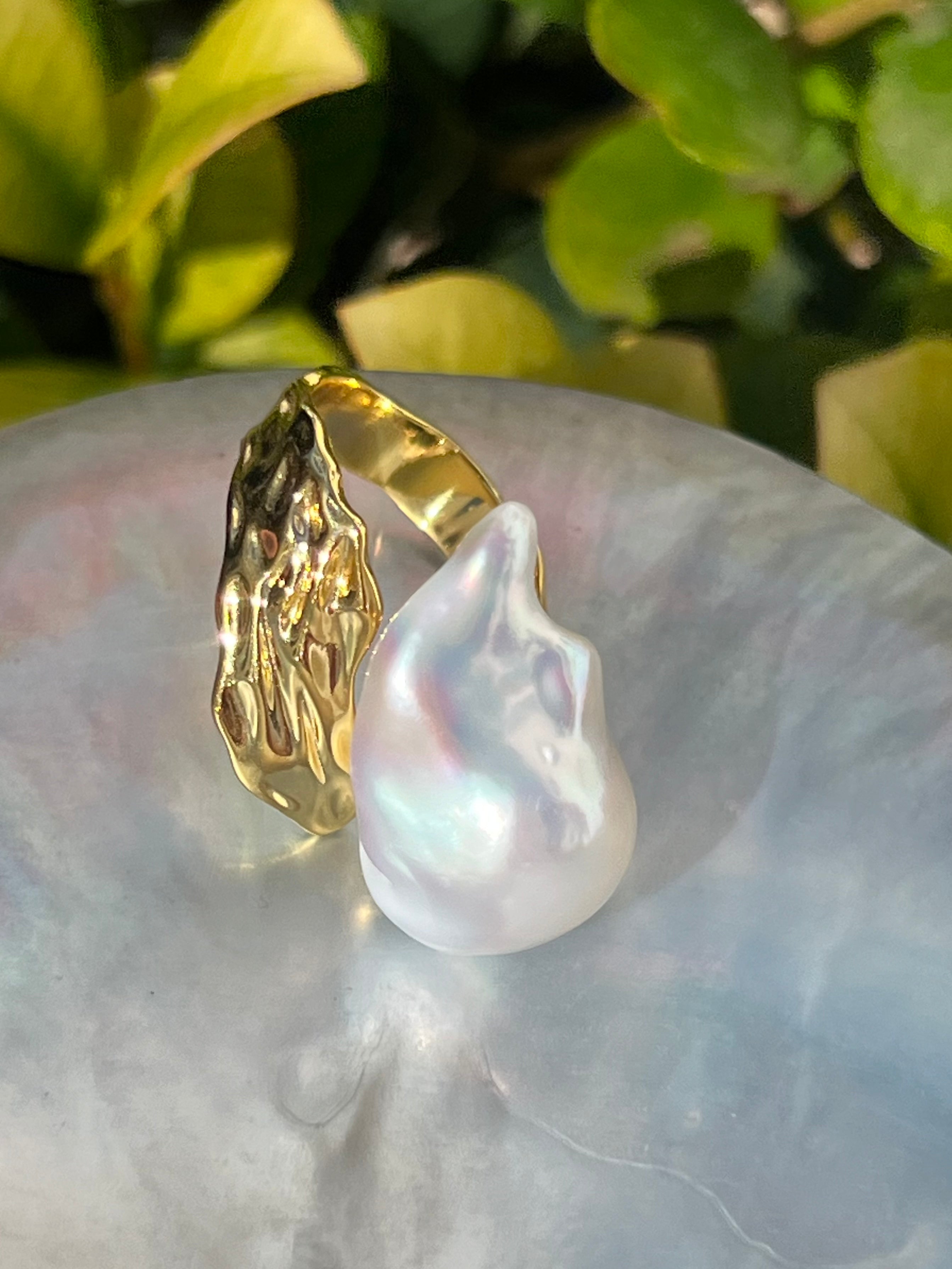 Baroque Pearl Resizable Cocktail Ring