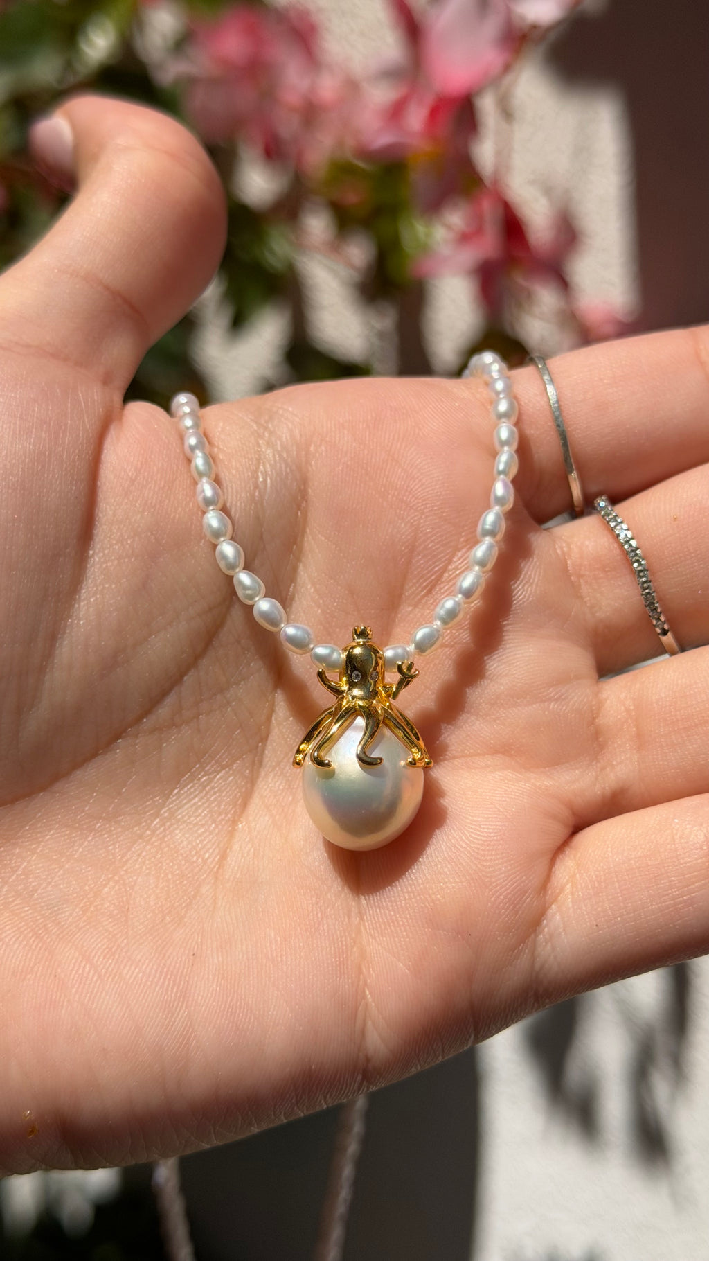Pearl Necklace “Pulpo”