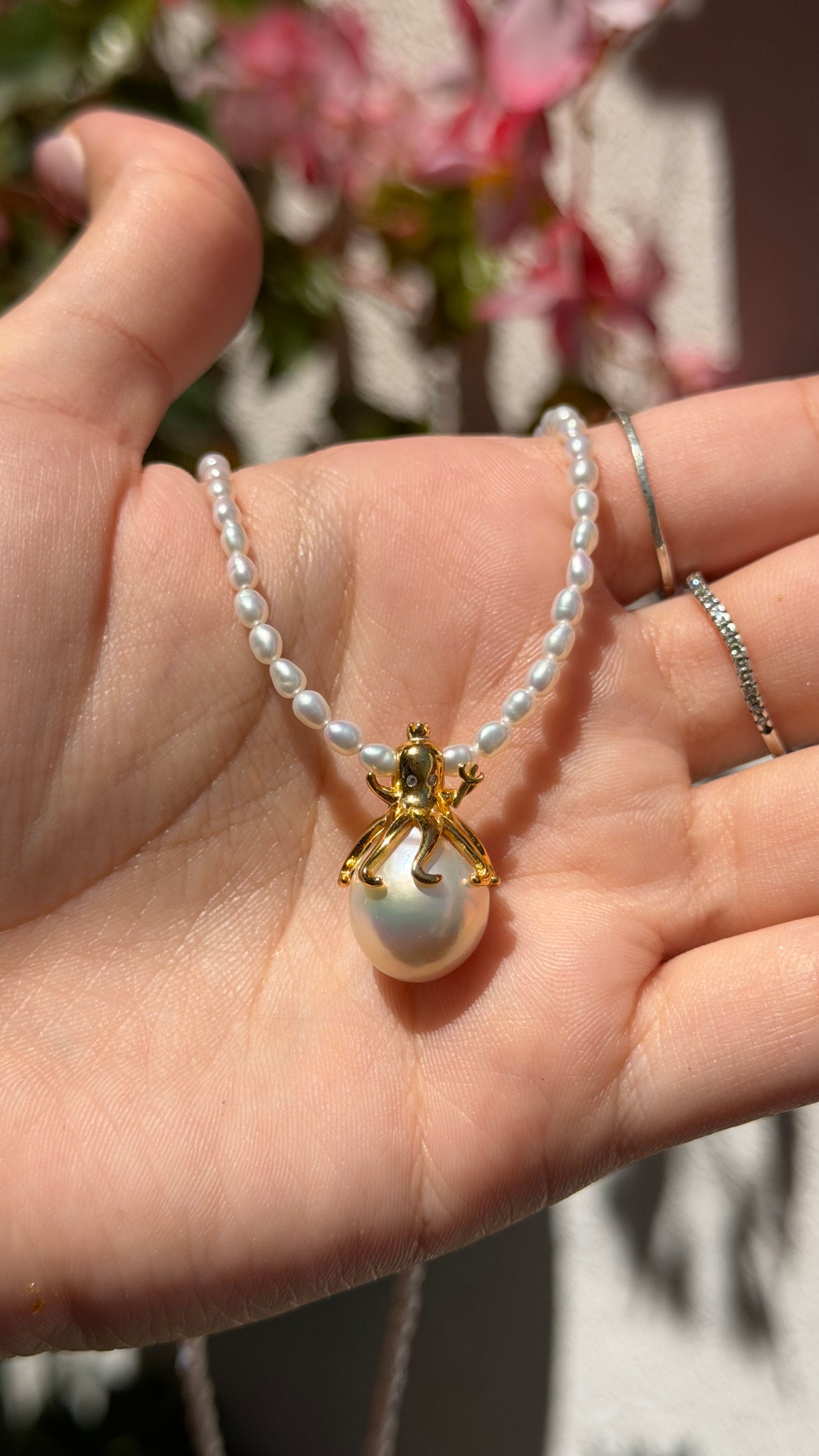Pearl Necklace “Pulpo”