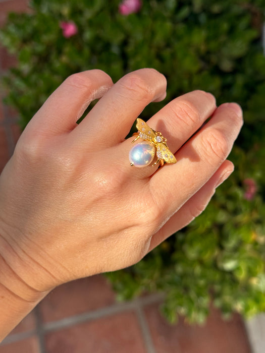 Bee Pearl Ring