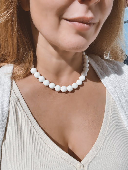 Chunky White Beaded Necklace Made of Giant Clam Shell