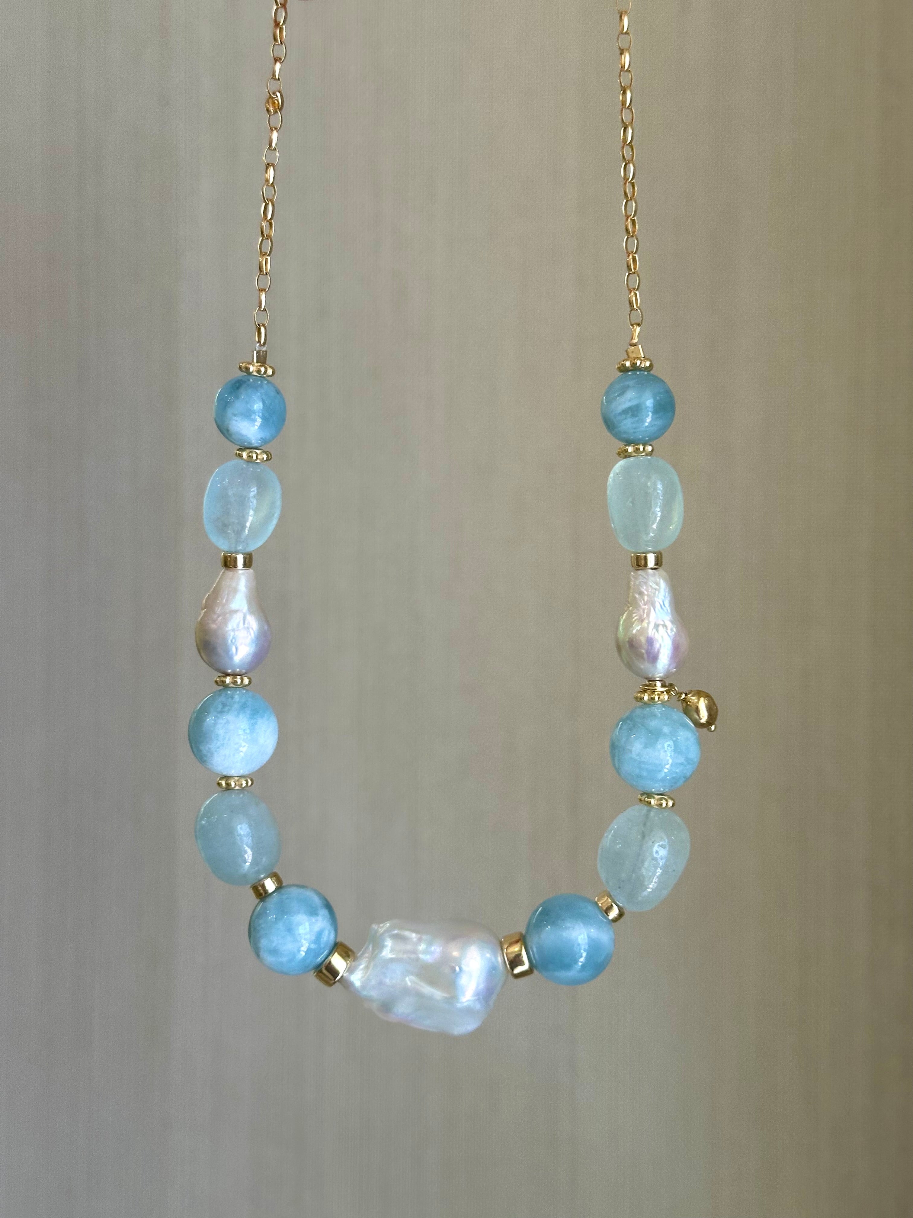 Aquamarine statement necklace Mirabel
