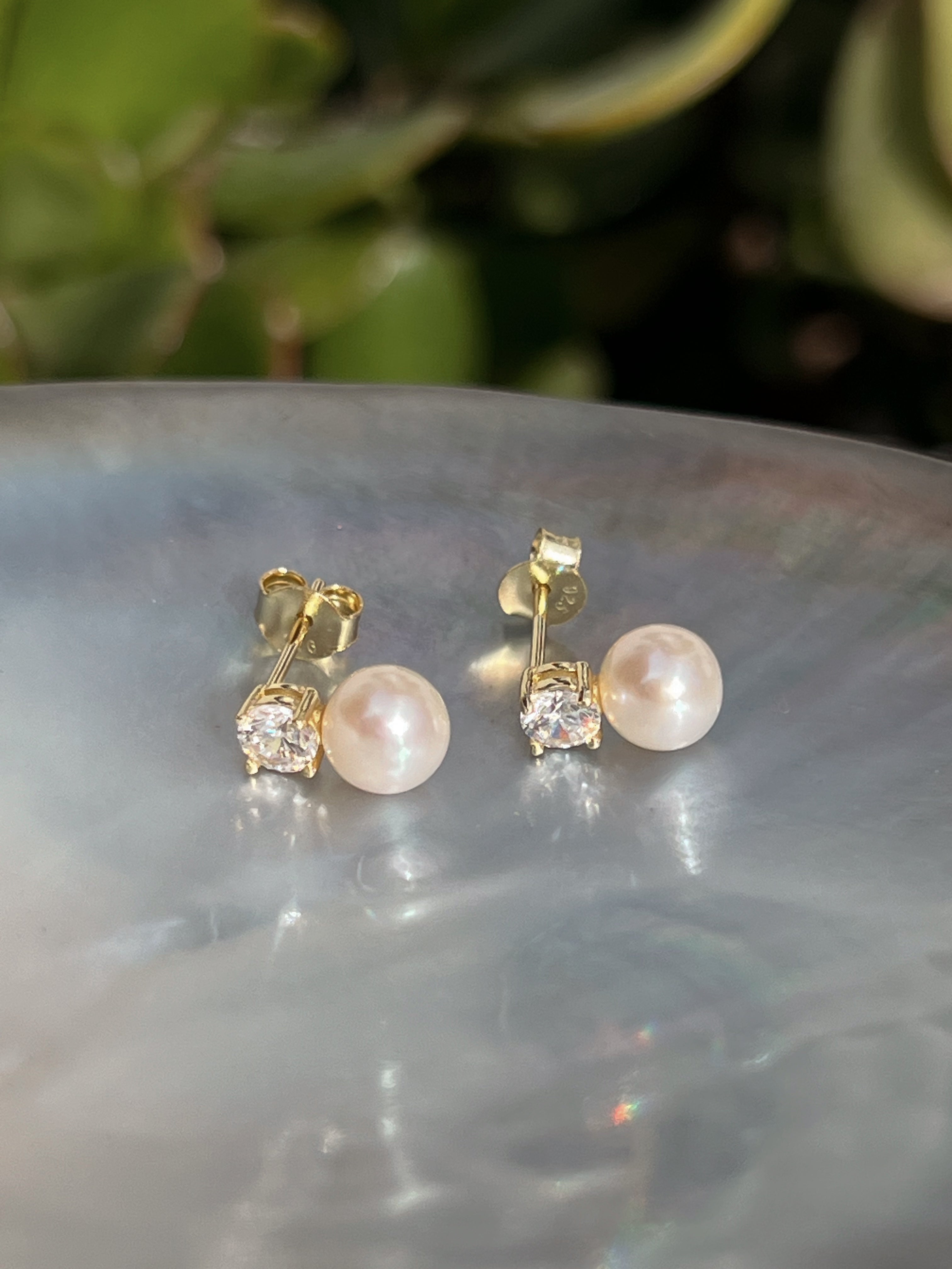 Dainty Pearl Studs With Rhinestones