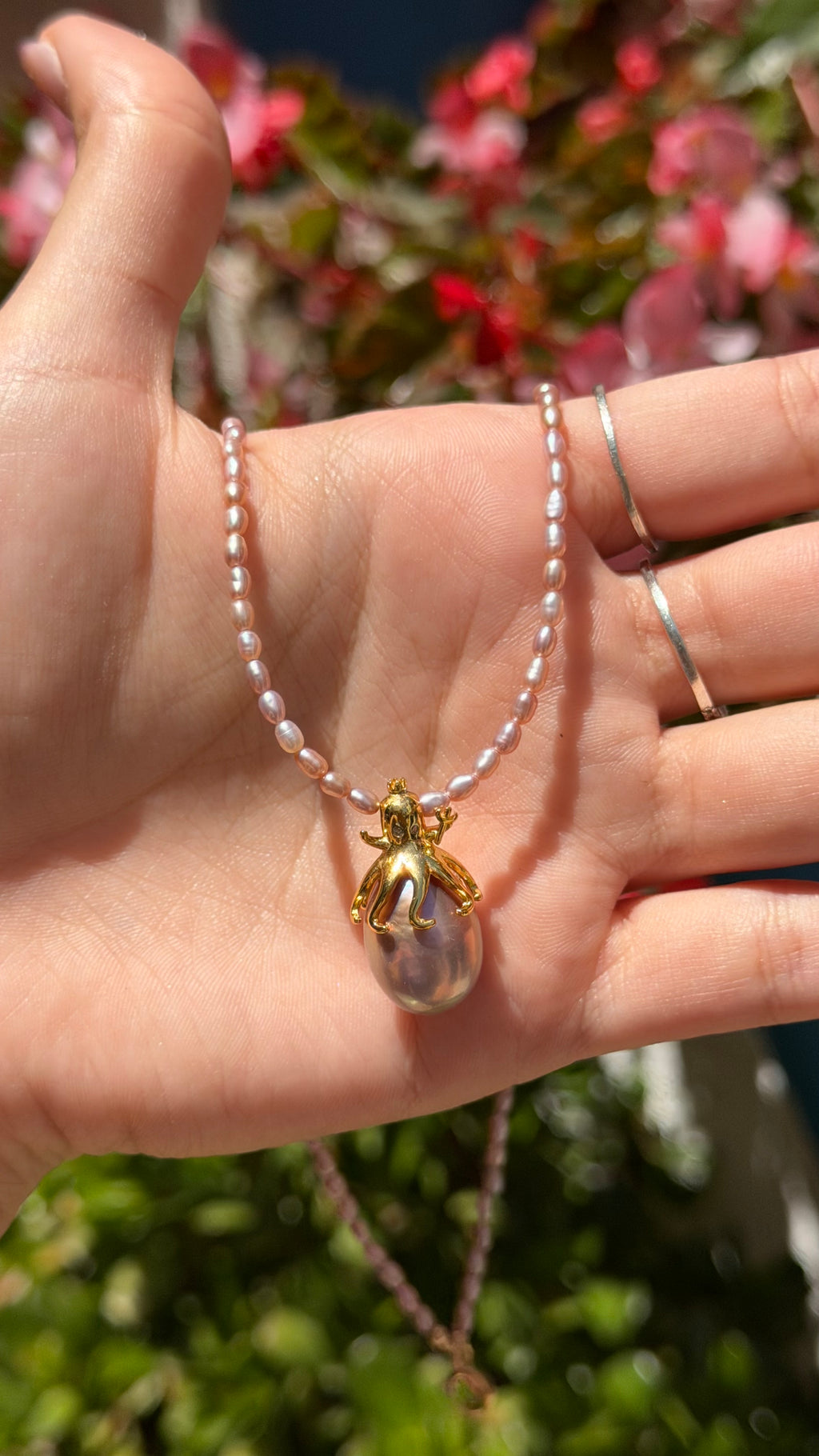 Pearl Necklace “Pulpo”