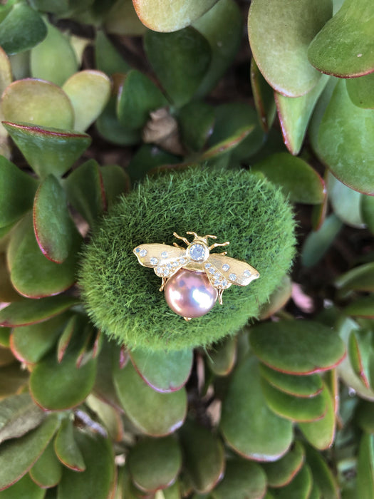 Pearl Bee Brooch