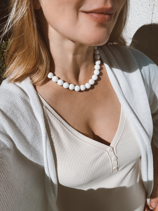 Chunky White Beaded Necklace Made of Giant Clam Shell