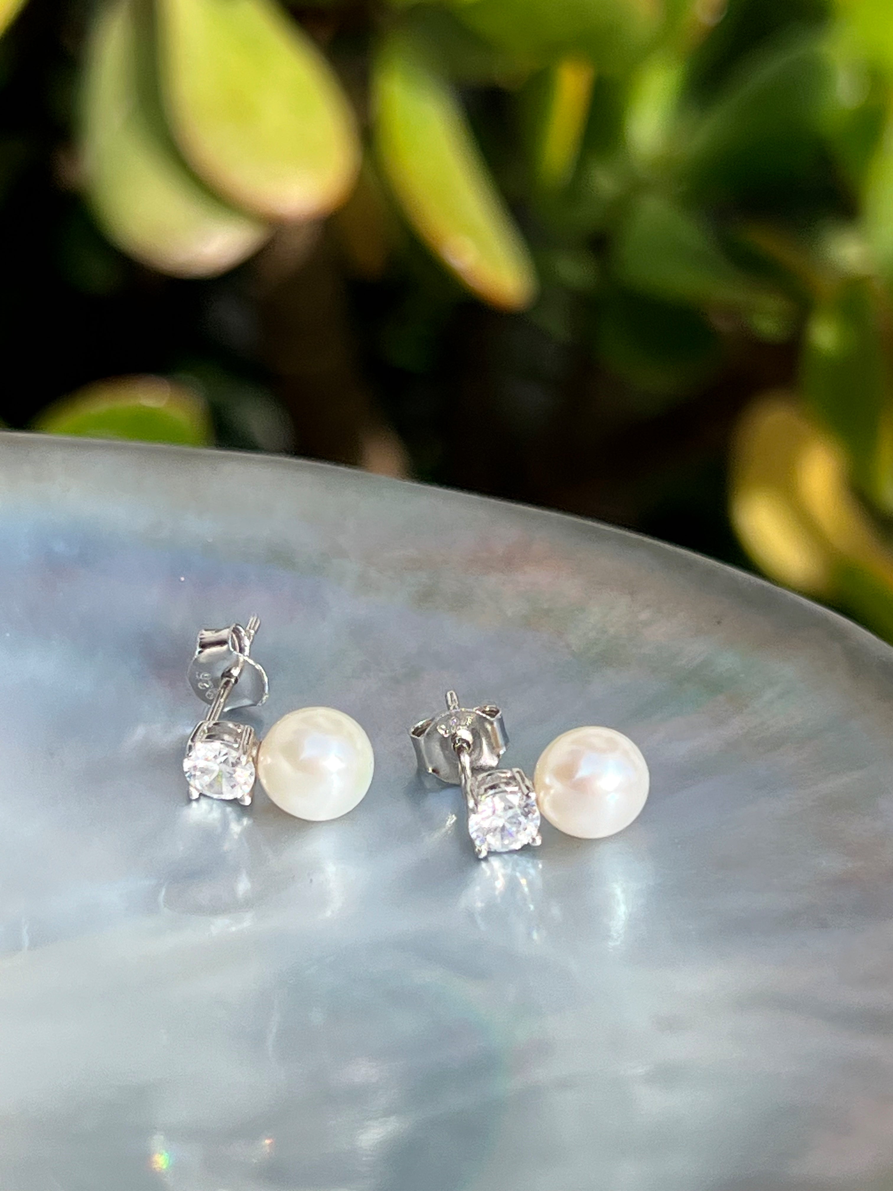 Dainty Pearl Studs With Rhinestones