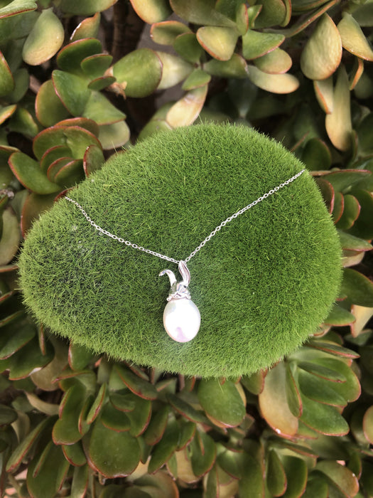 Pearl Rabbit Pendant Necklace