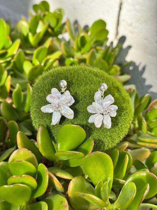 Keshi Pearl Flowers Silver Earrings