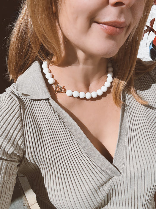 Chunky White Beaded Necklace Made of Giant Clam Shell