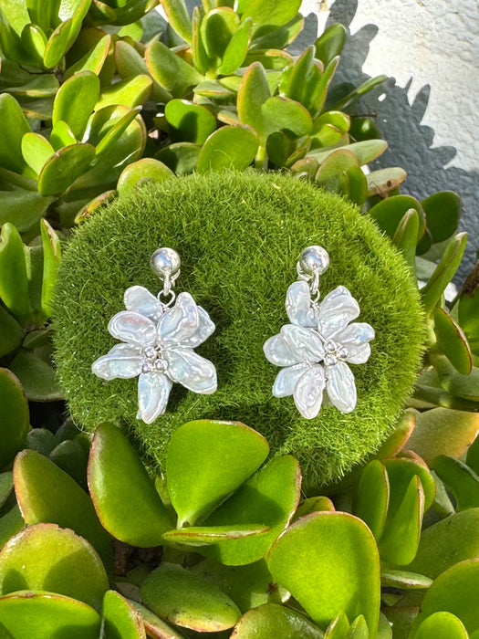 Keshi Pearl Flowers Silver Earrings