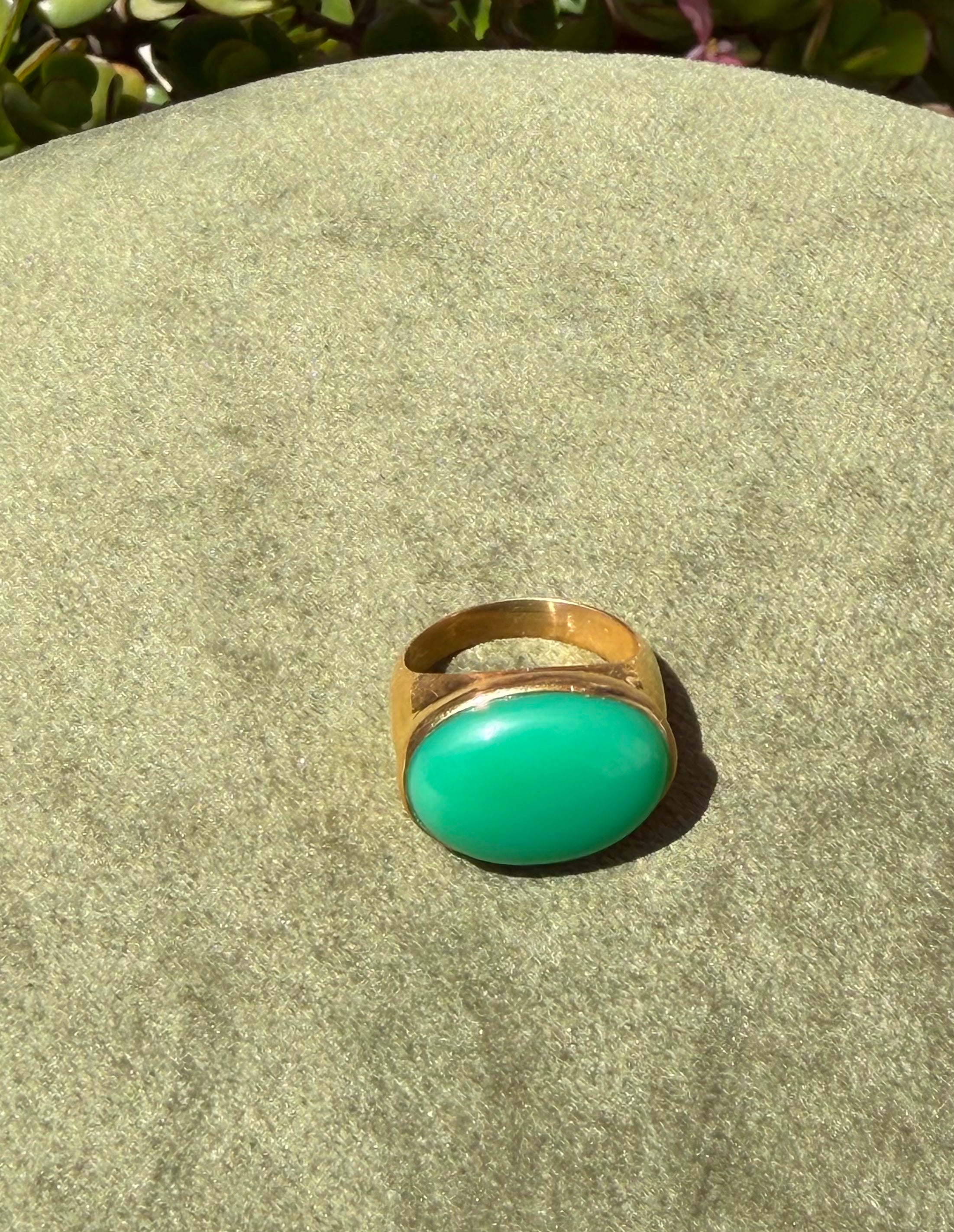 Vibrant Chrysoprase Cabochon Ring — Gold-Plated Sterling Silver