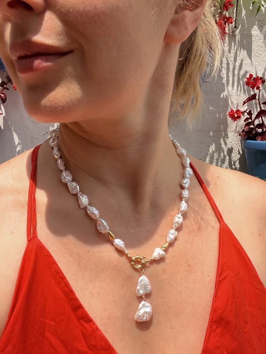 Keshi Pearls Lariat Necklace