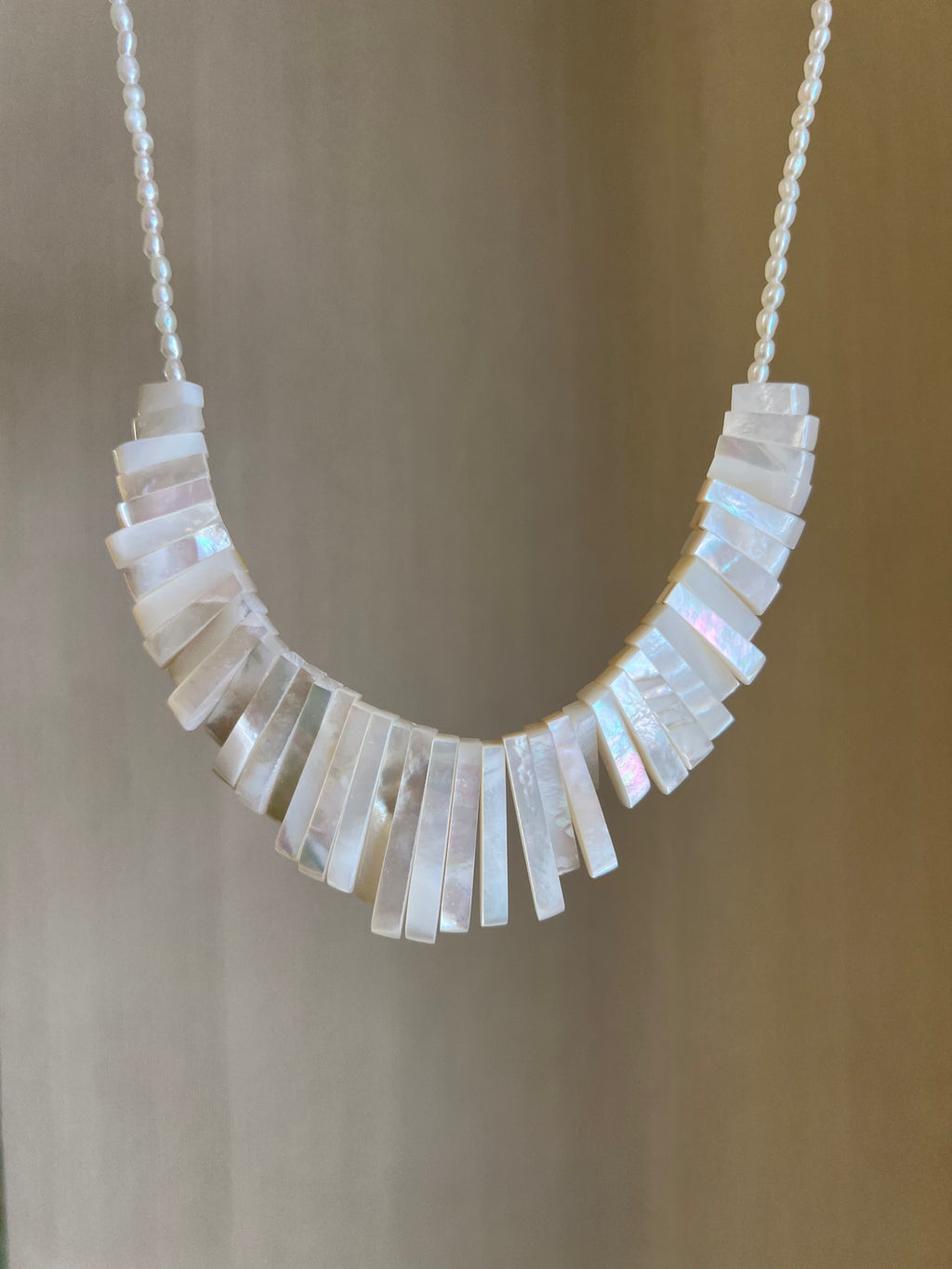Mother of pearl Necklace Ariel
