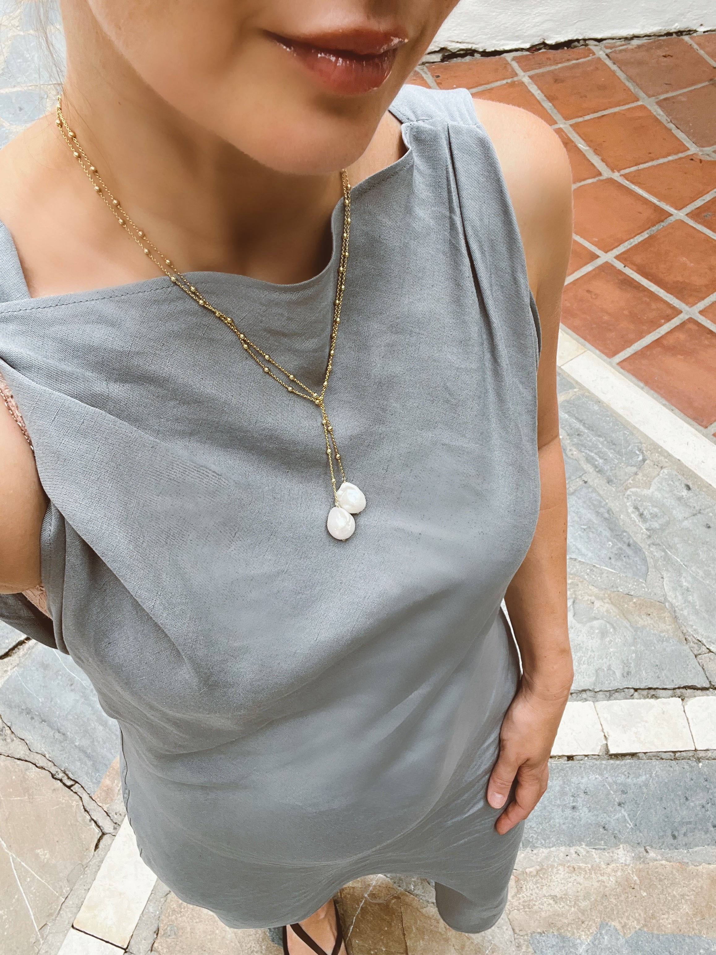 Lariat Necklace With Two Baroque Pearls