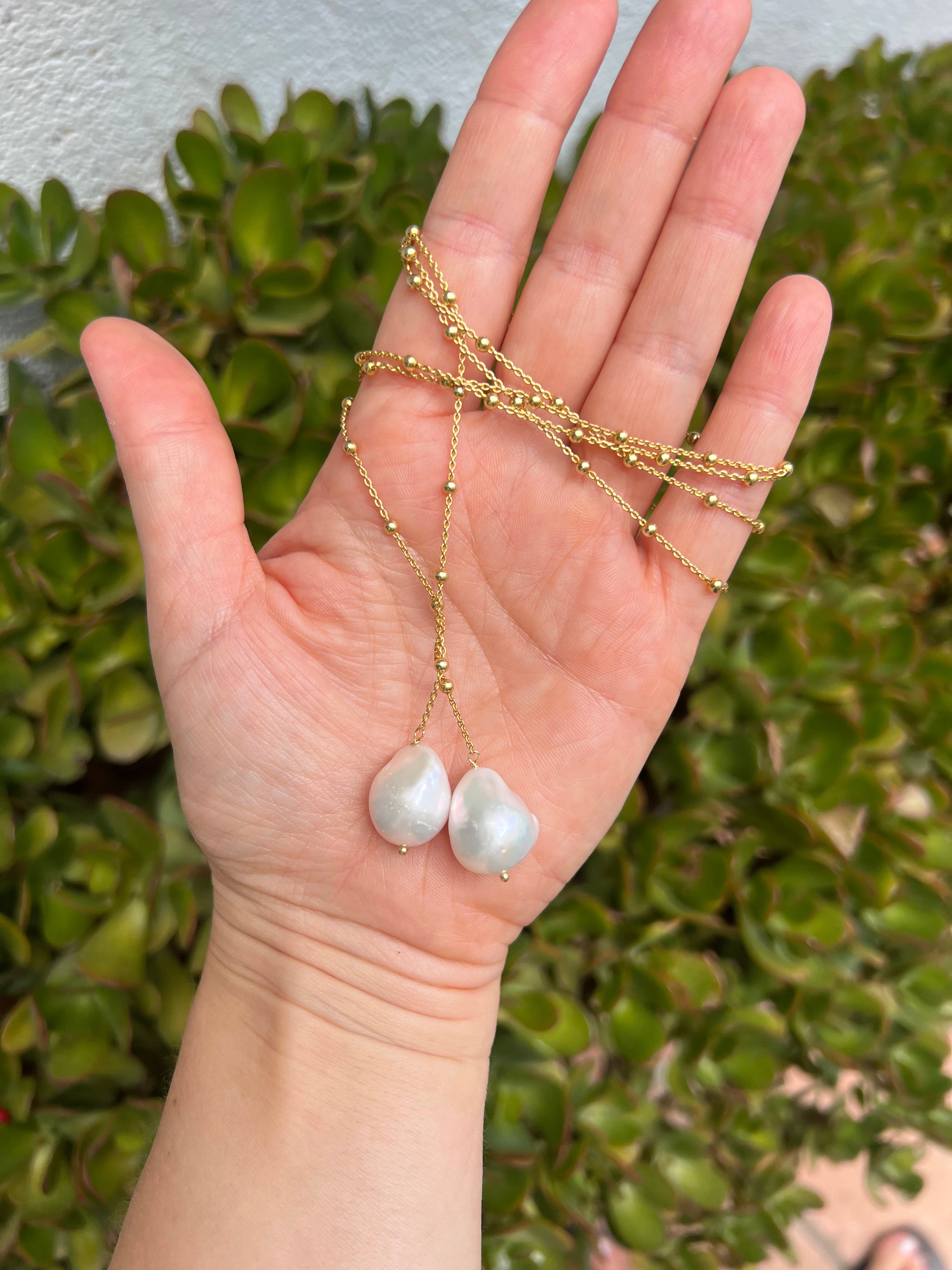 Lariat Necklace With Two Baroque Pearls