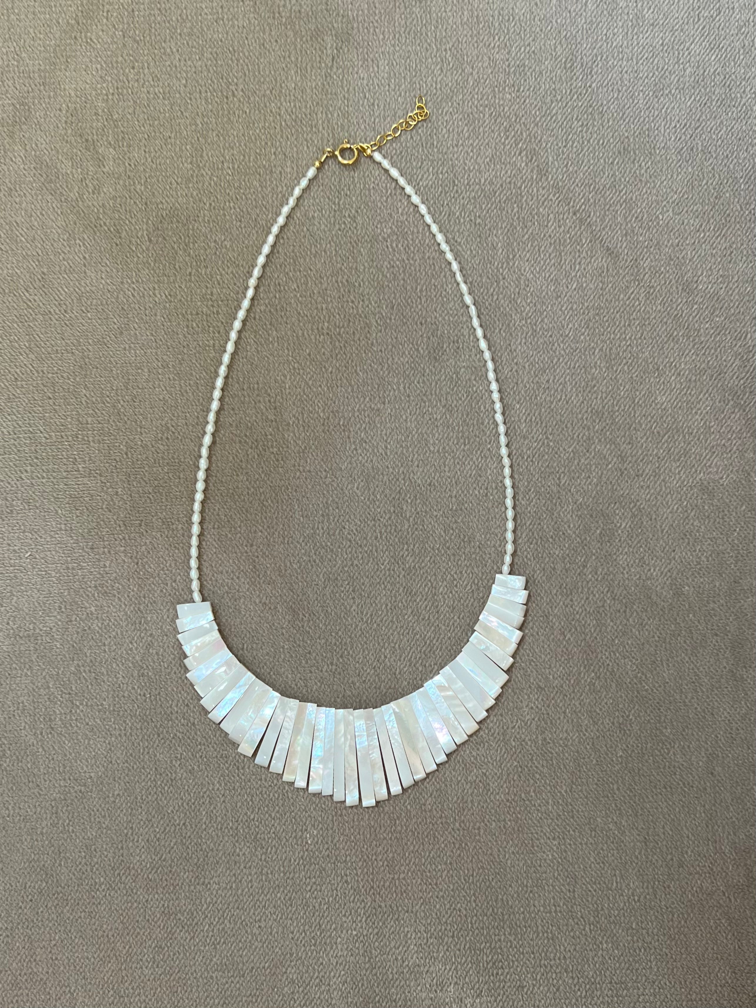 Mother of pearl Necklace Ariel