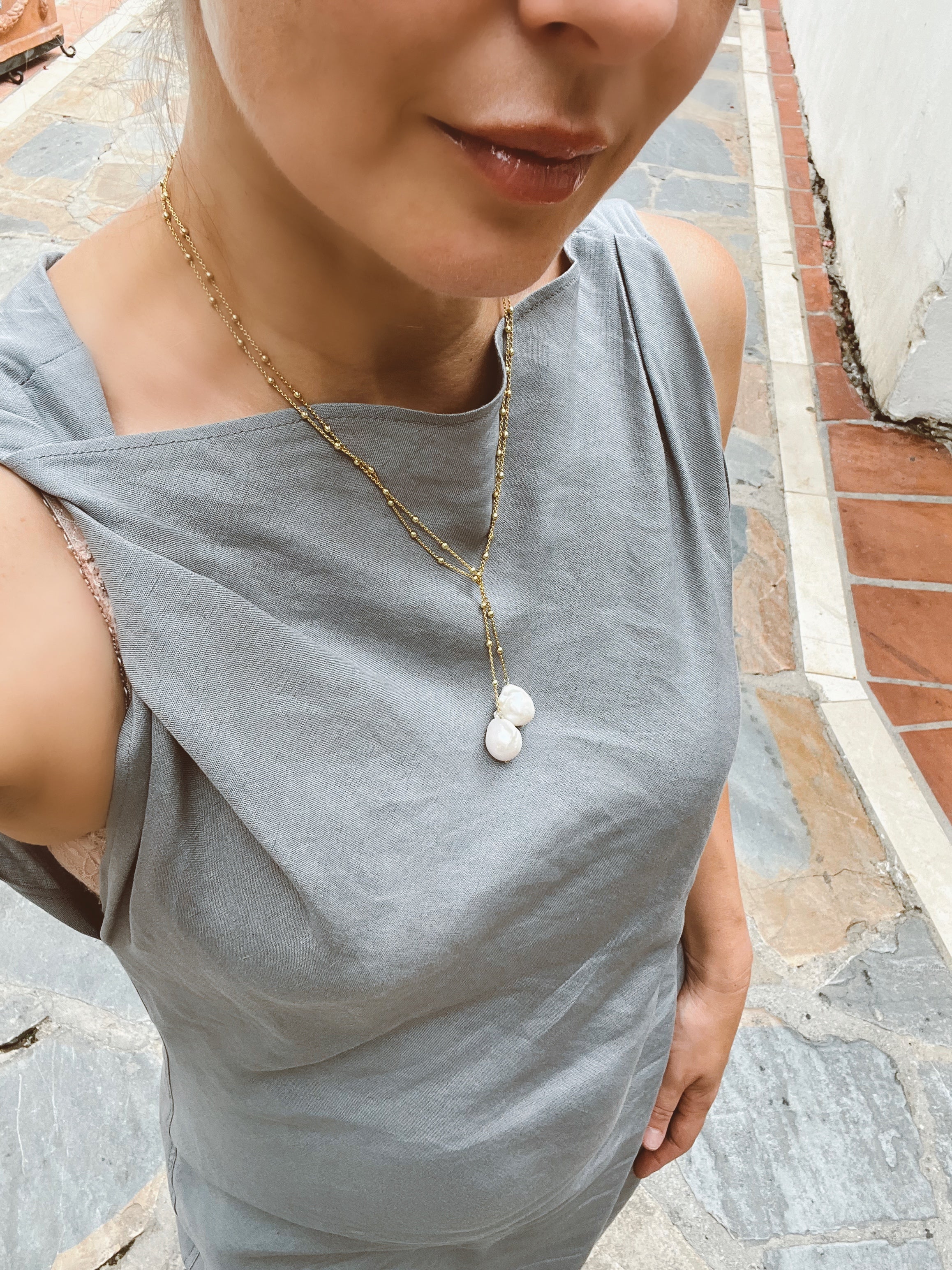 Lariat Necklace With Two Baroque Pearls