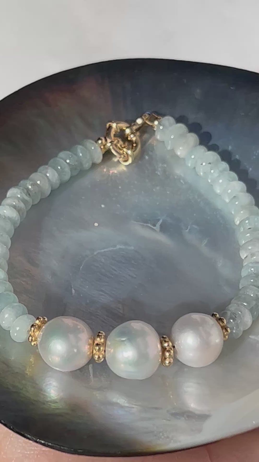 Aquamarine and Pearl Bracelet “Blue Lagoon”