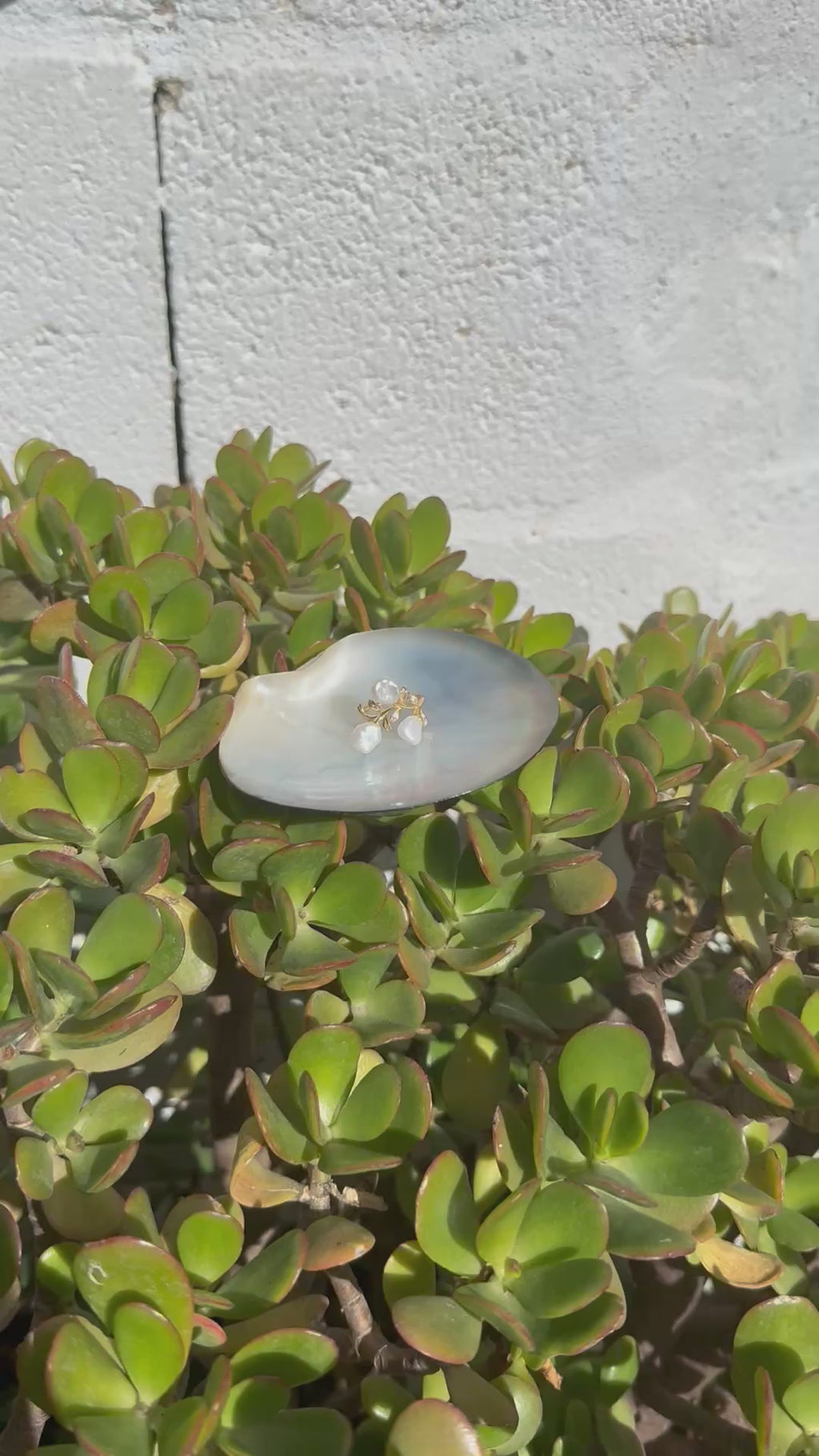 Keshi Pearl Flower Ring “Noemi”