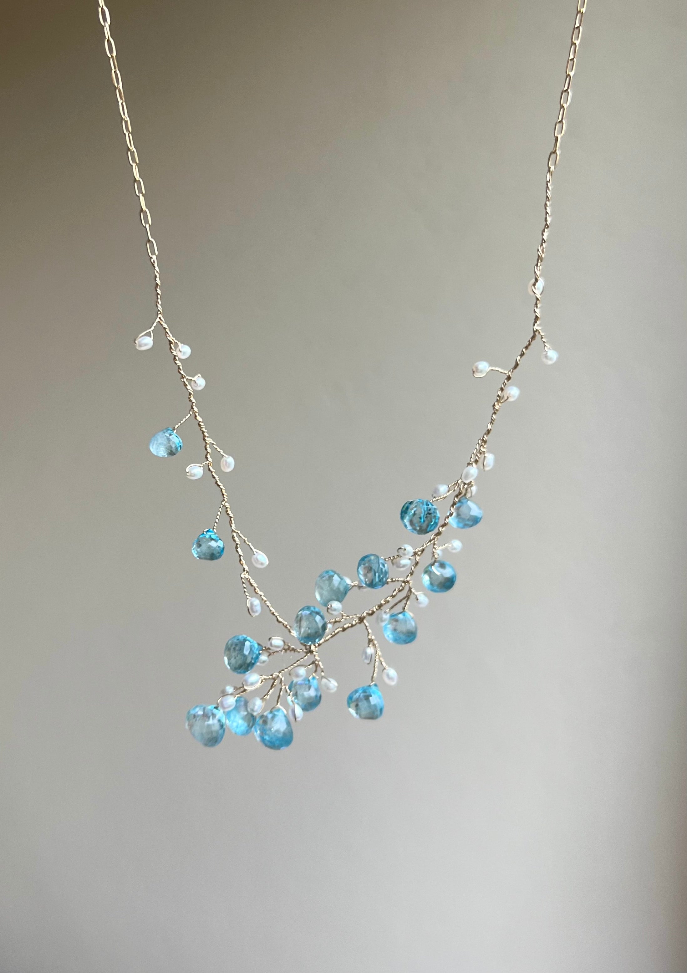 Topaz and pearl branch necklace