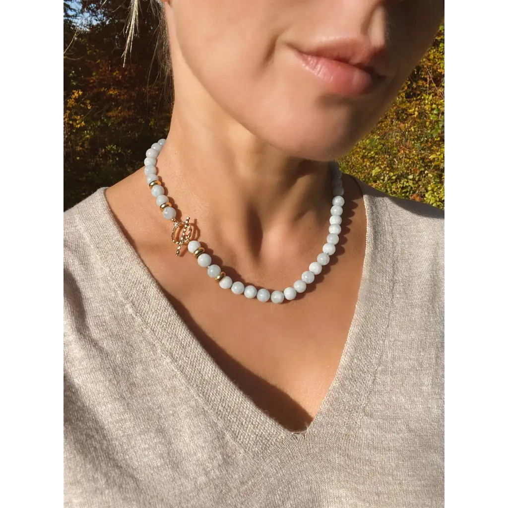 Aquamarine and baroque pearl necklace milky aquamarine