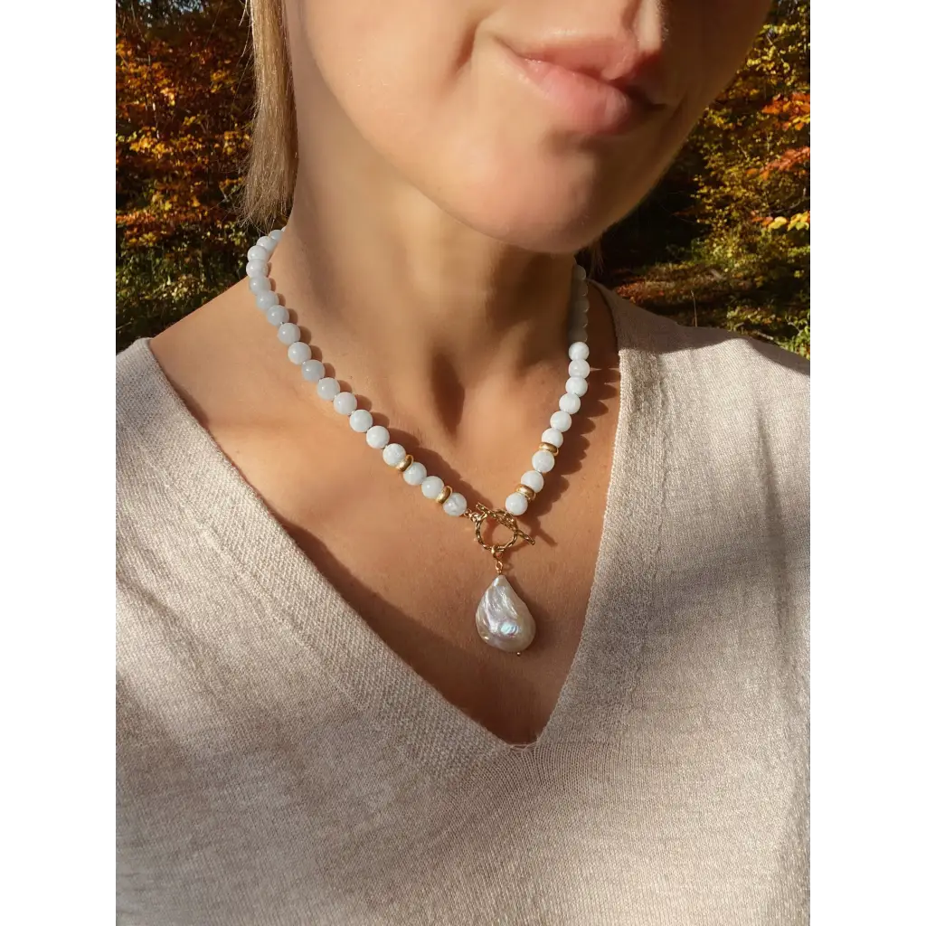 Aquamarine and baroque pearl necklace milky aquamarine