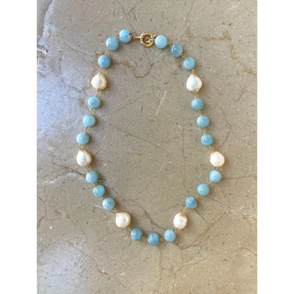Aquamarine and fresh water pearls classic necklace gold