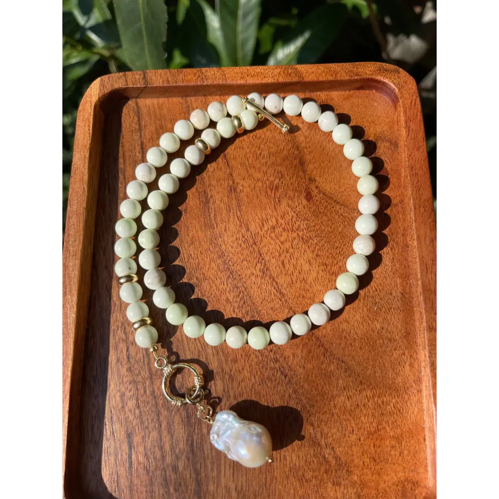 Baroque pearl and lemon chrysoprase beaded necklace