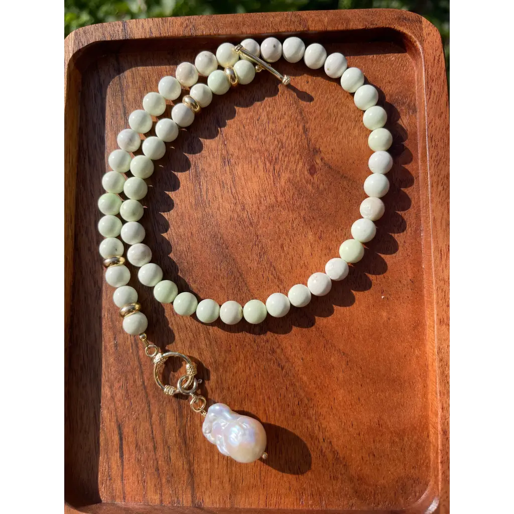 Baroque pearl and lemon chrysoprase beaded necklace